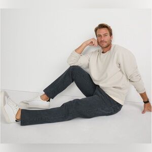 Men's Stretch Straight Fit Jean